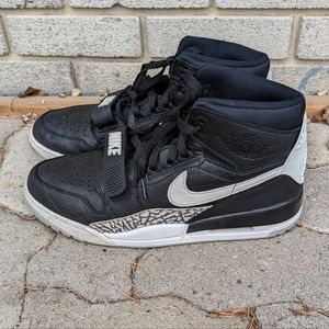 Nike Jordan Legacy 312 black white